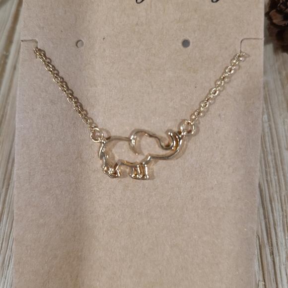 ππNEWππVERY NICE!! Hollow Elephant Necklace in GOLD Plating ππ - Picture 8 of 13
